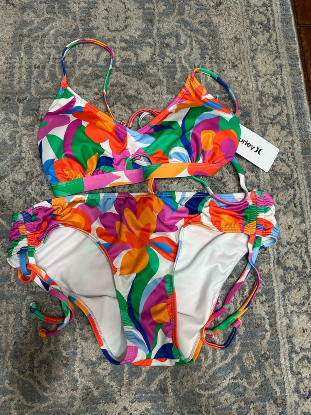 Hurley women’s Multicolor Floral Two-Piece Swim Set size medium BNWT